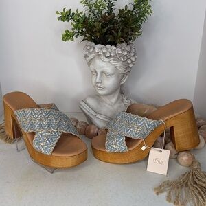 Verderosmarino NEW BLUE Cross Band Sandals Women's Size 8/Euro 39